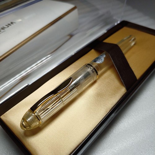 Platinum skeleton fountain - skeleton, pen